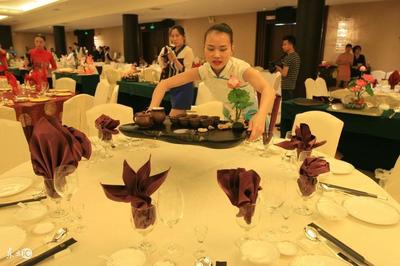 這7個職業(yè)在中國漲工資最慢,你中槍沒?會轉(zhuǎn)崗嗎?